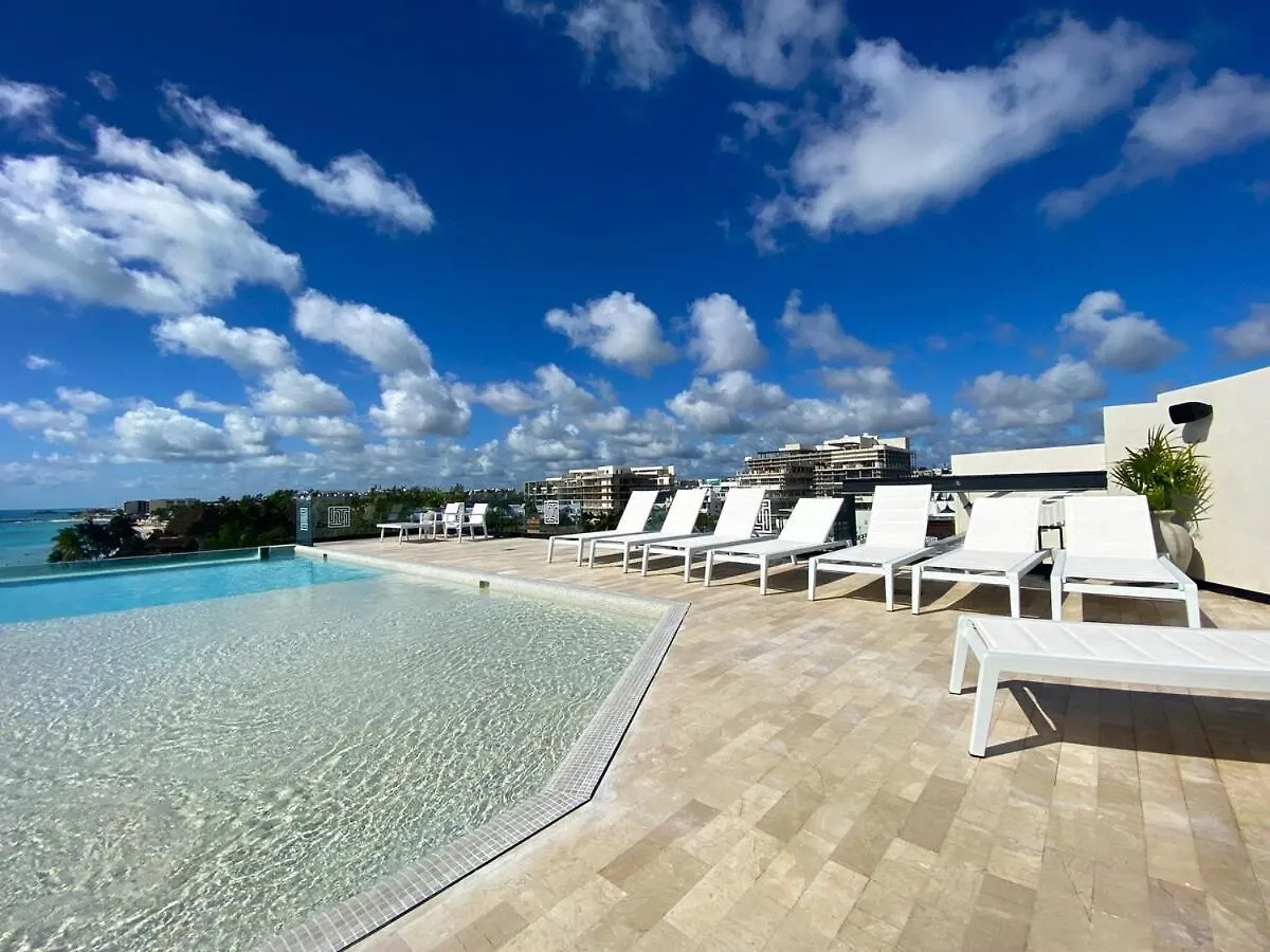 Oceanfront Condo, Roof Pool, Gym, Walk To 5Th Ave! Playa del Carmen Mexico