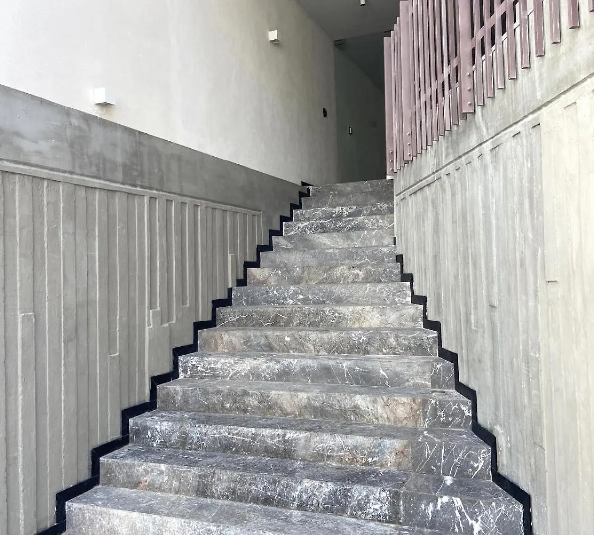 Oceanfront Condo, Roof Pool, Gym, Walk To 5Th Ave! Playa del Carmen Apartment